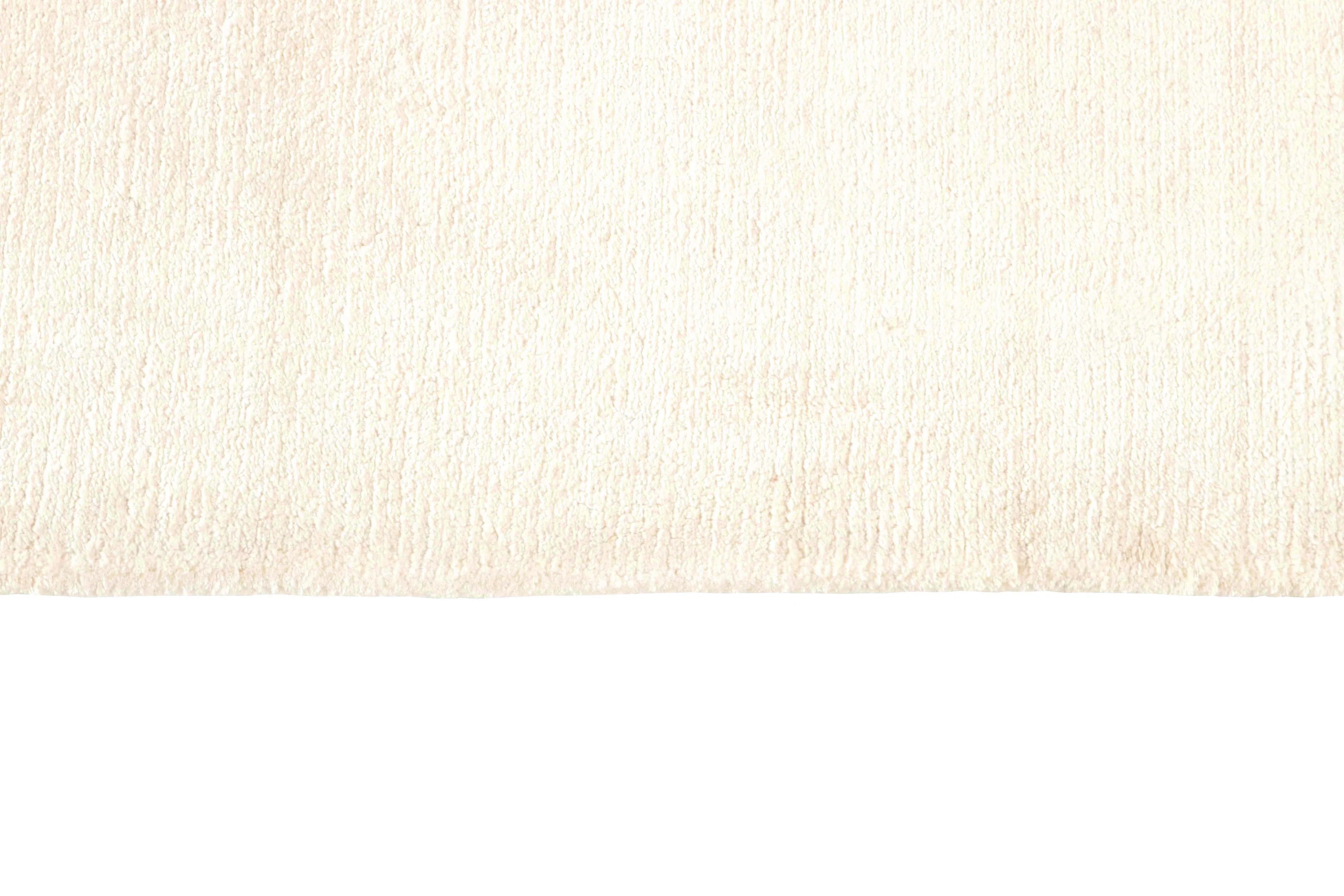 Northern Light - Ecru