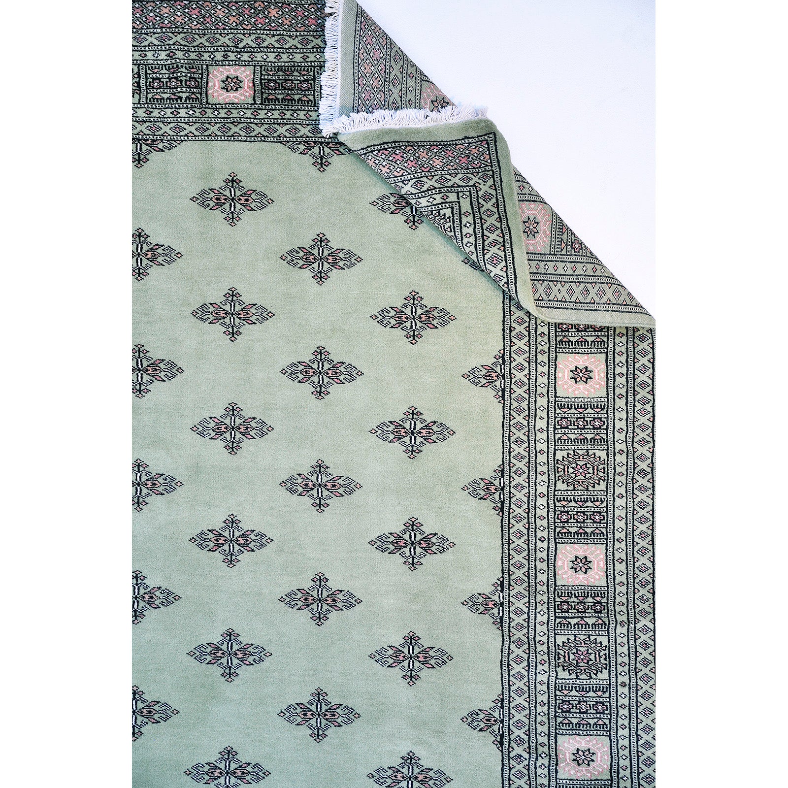Karachi 242x171 cm